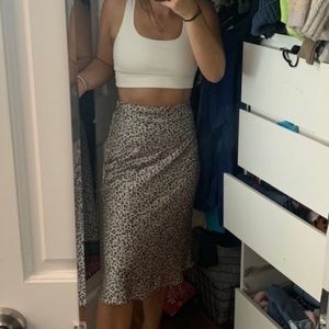 PRINCESS POLLY skirt.